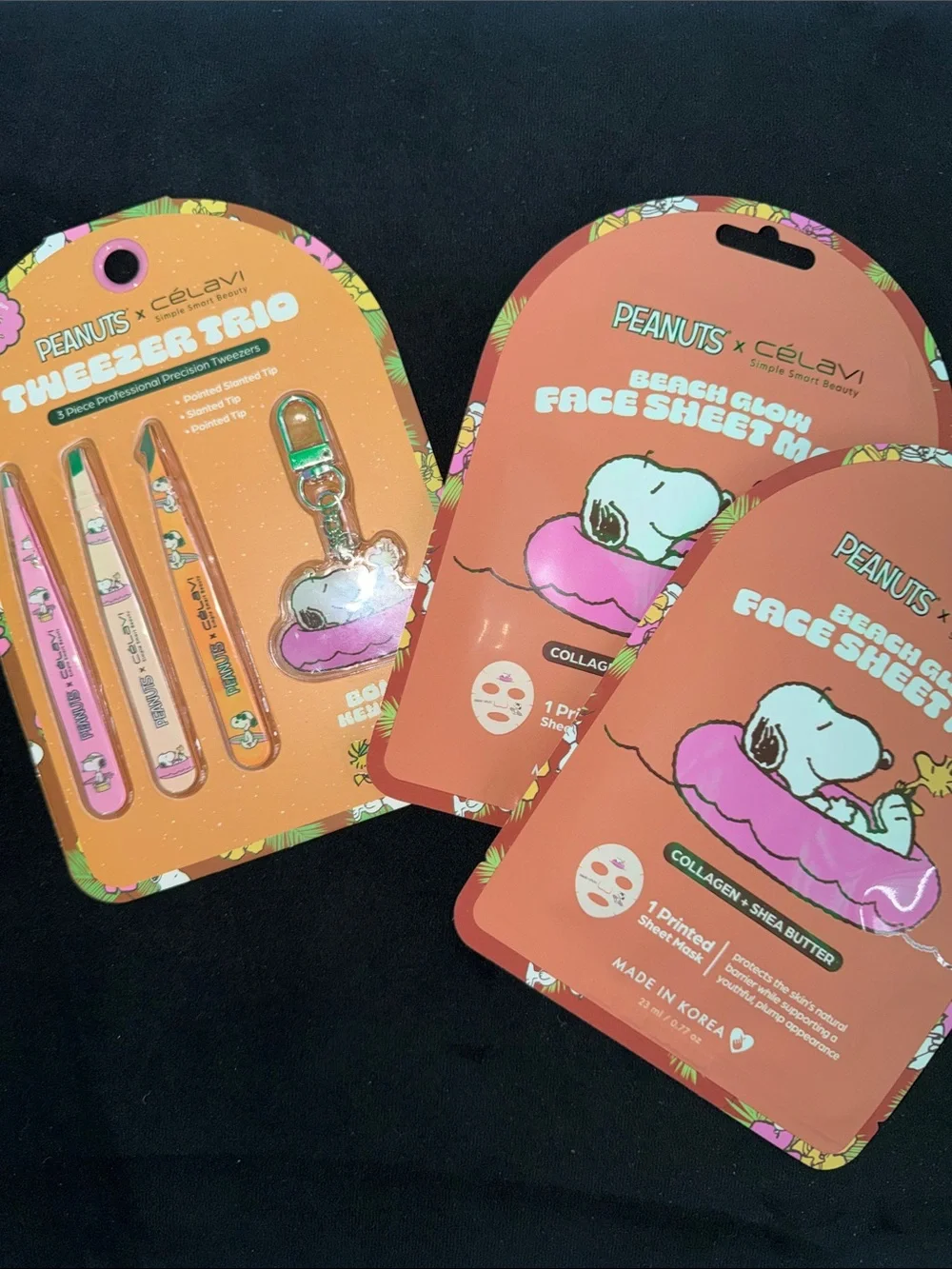 SNOOPY On The Beach Peanuts Tweezer Trio, Beach Glow Face Masks BONUS KEYCHAIN - Picture 1 of 9